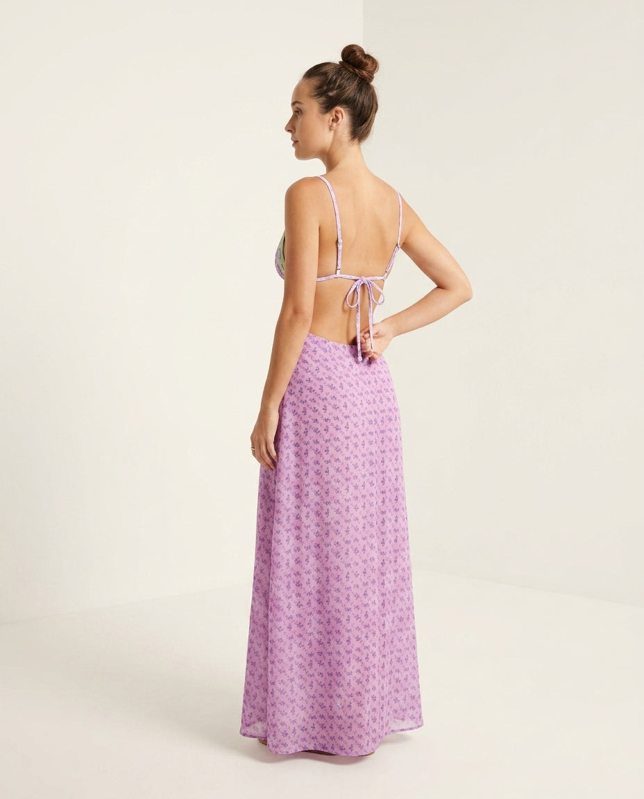 Lavender Bloom Resort Floral Maxi Dress Lavender Maxi Dress with Relaxed Fit silhouette and Textured texture, side or back garment view for Resort Wear, an estate dinner at golden hour, US East / Hamptons Elite