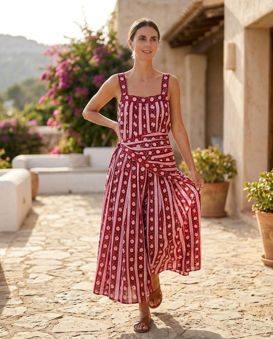 Burgundy Poise Wedding Guest Floral Maxi Dress Burgundy Maxi Dress with Relaxed Fit silhouette and Textured texture, lifestyle scene image for Wedding Guest, a cafe plan, Fall current summer selling first with a light late-summer/pre-fall accent: make it by floravincie