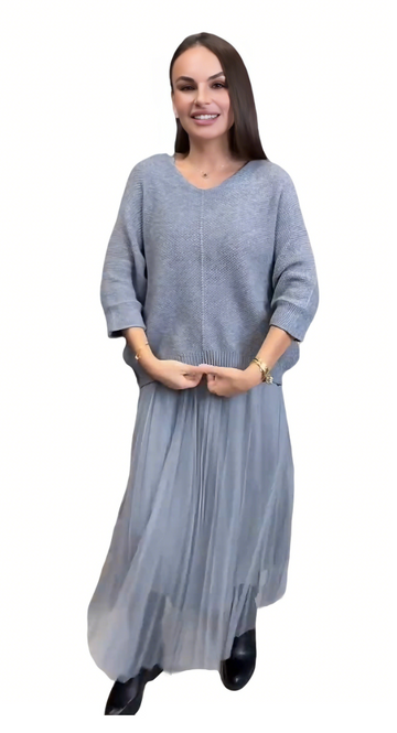 Plain gray knit sweater and pleated tulle skirt set